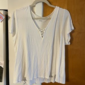 American eagle white t shirt xl